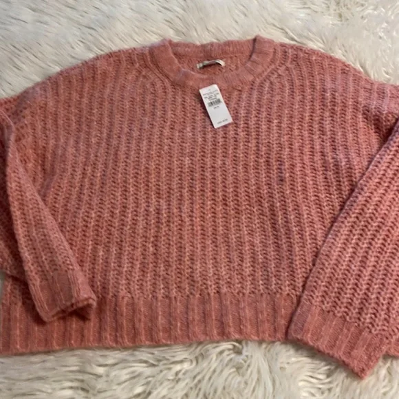 America Eagle Sweater brand new with tags size M length 22” bust 40” - Picture 8 of 12